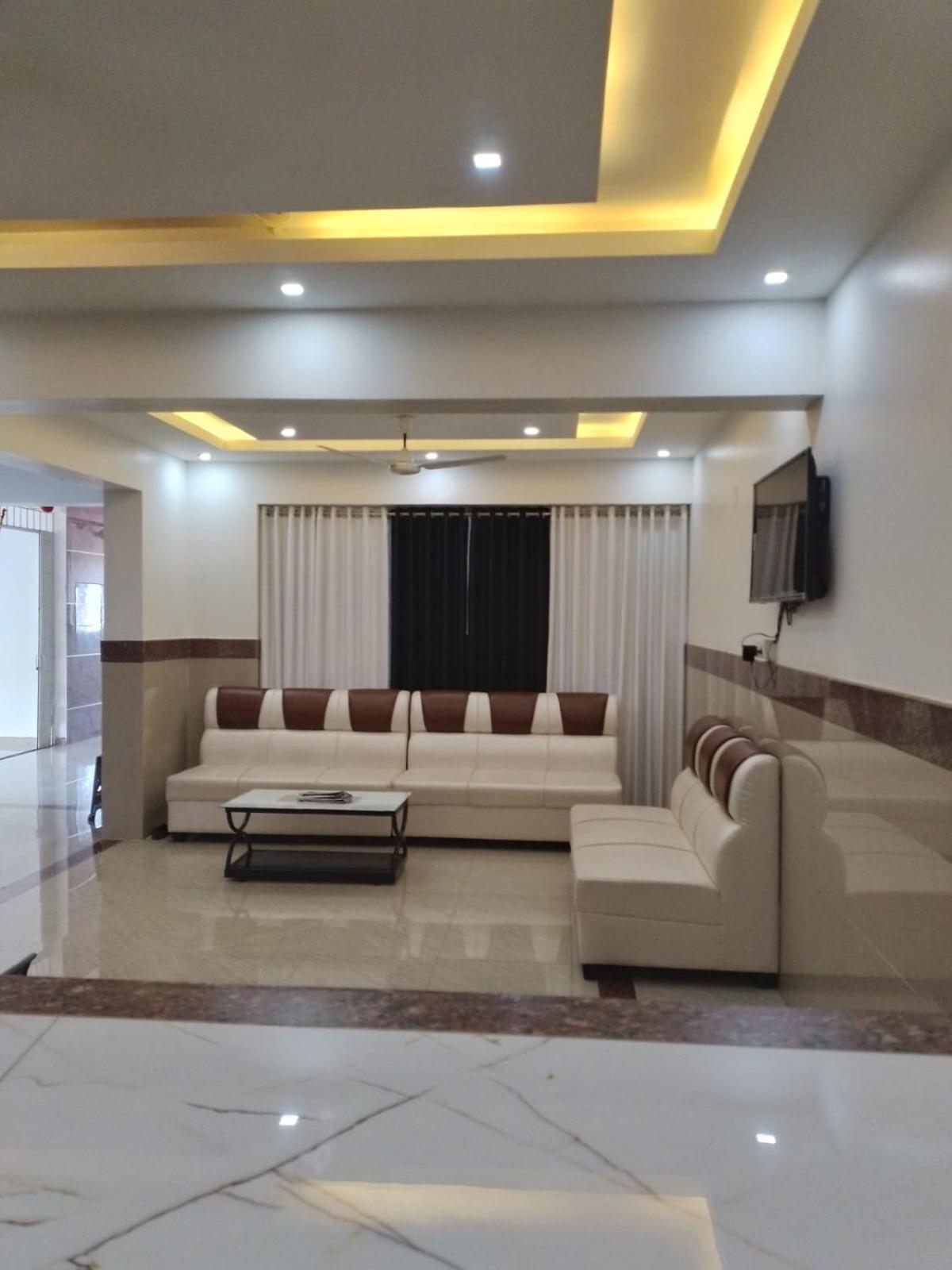Dwarka Lodging & Boarding Mulki Exterior foto